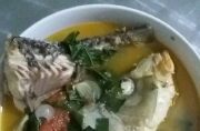 Hương quê trong bát canh cá chép nấu lá lốt chua thanh, nóng hổi