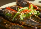 Cá nục kho mía ngọt thanh, đậm đà bữa cơm Việt