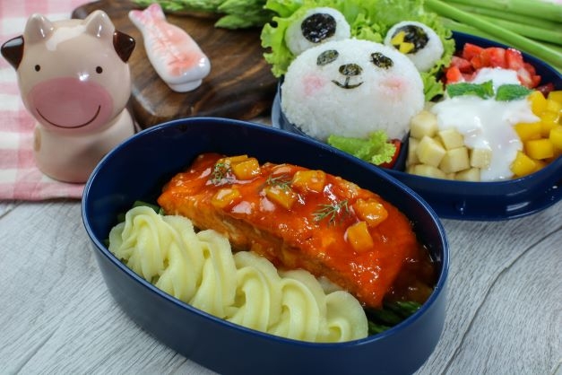 Cach-lam-bento-ca-hoi-cho-be-yeu